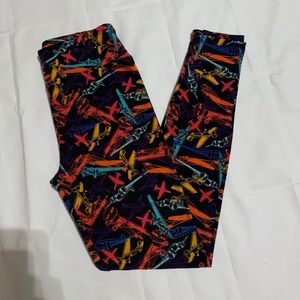 4/$20 LulaRoe Airplane Leggings